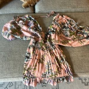 V neck open back dress size M